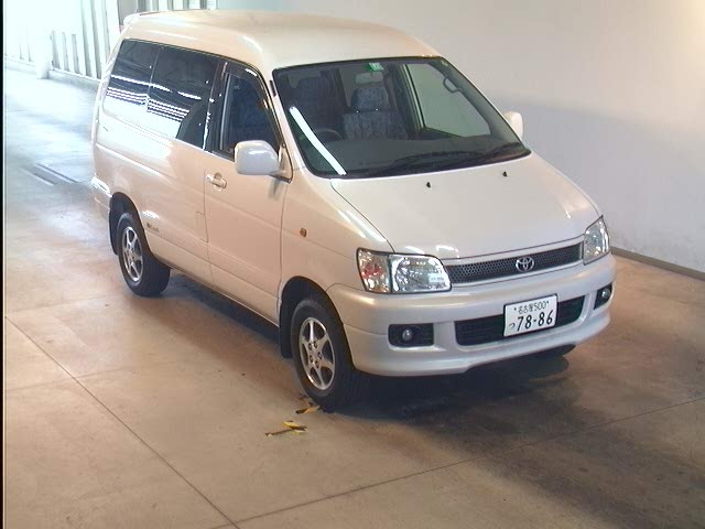 1998 Toyota Town Ace Noah Pictures