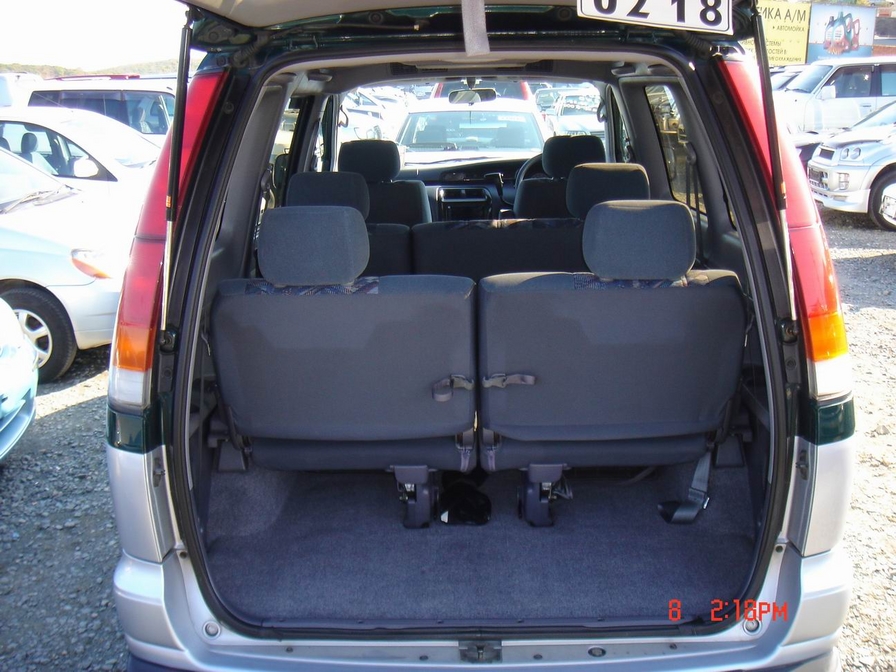 1998 Toyota Town Ace Noah Photos