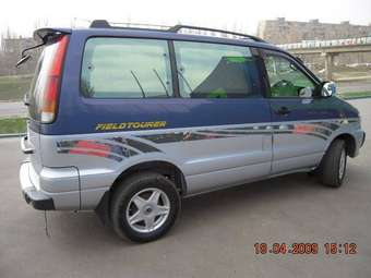 1998 Toyota Town Ace Noah Pictures