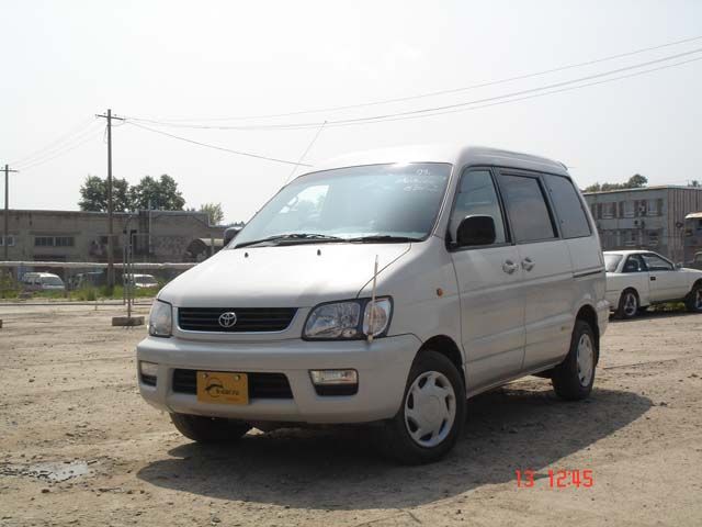 1999 Toyota Town Ace Noah
