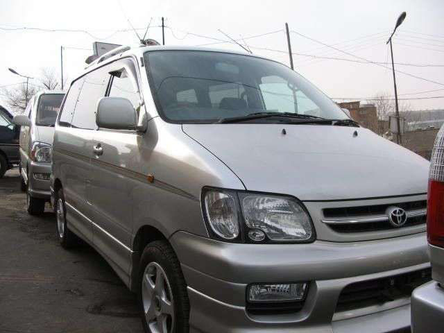 1999 Toyota Town Ace Noah