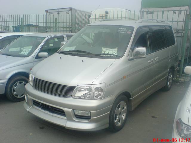 1999 Toyota Town Ace Noah