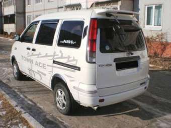 Toyota Town Ace Noah