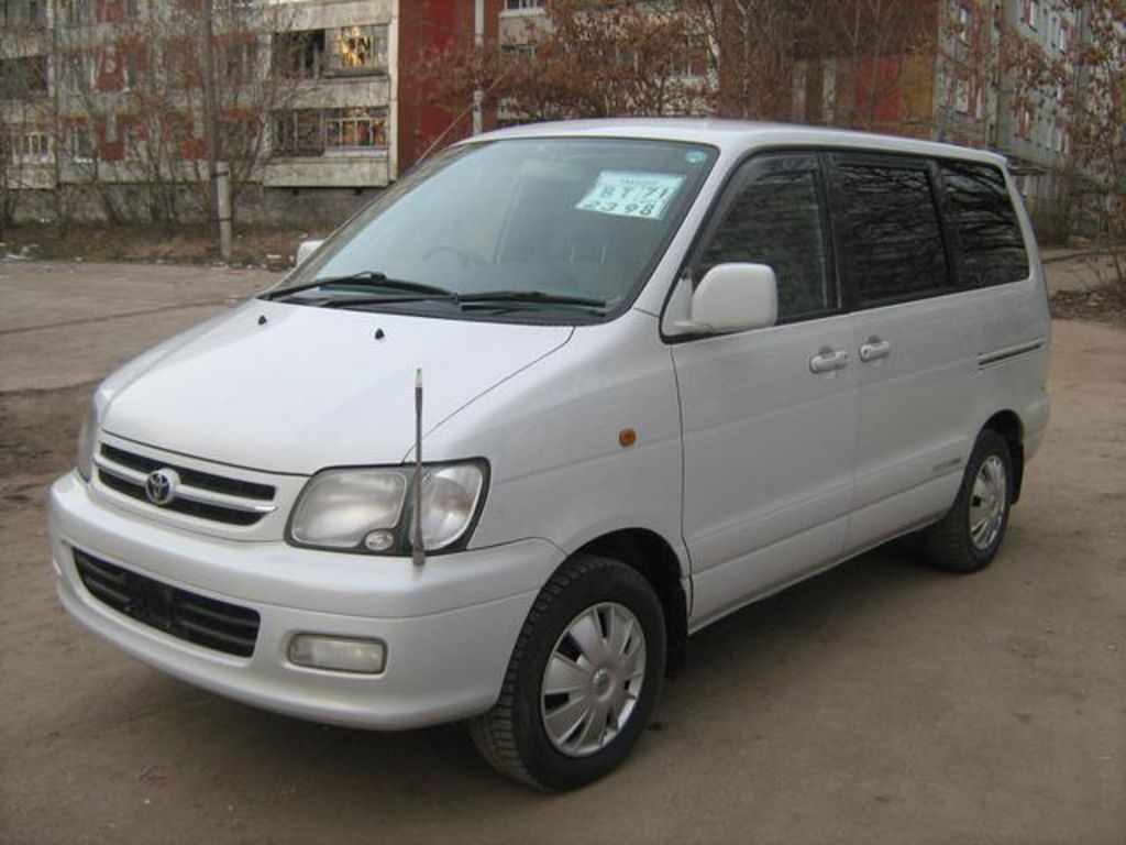 1999 Toyota Town Ace Noah
