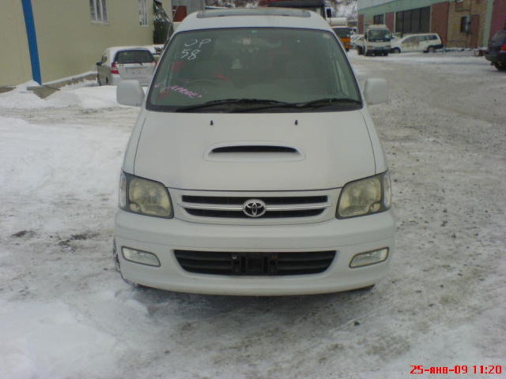 1999 Toyota Town Ace Noah