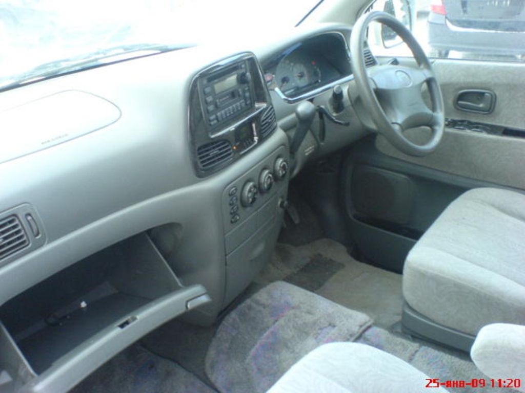 1999 Toyota Town Ace Noah