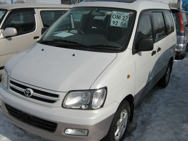 1999 Toyota Town Ace Noah