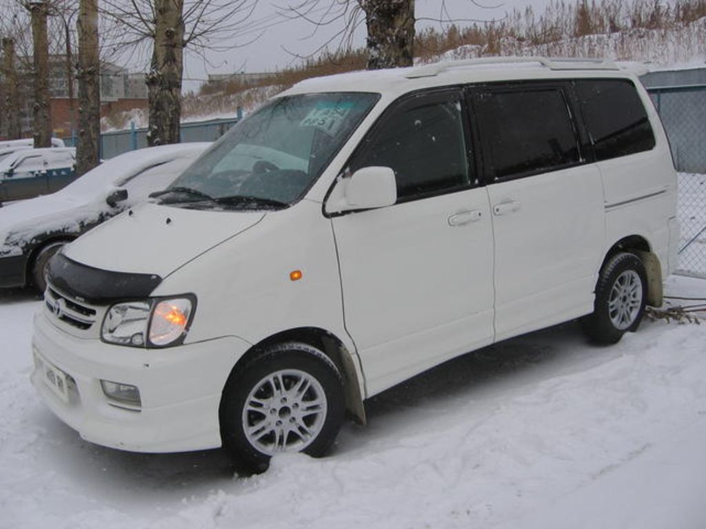 1999 Toyota Town Ace Noah