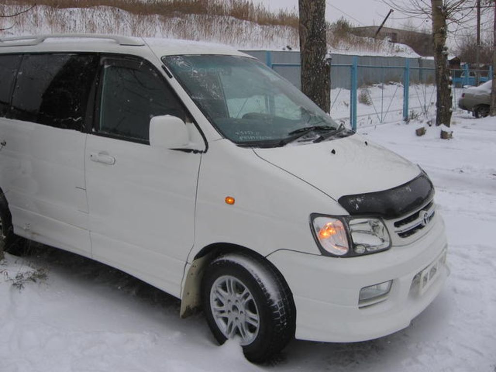 1999 Toyota Town Ace Noah