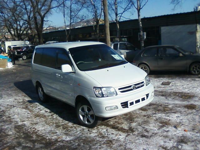 1999 Toyota Town Ace Noah