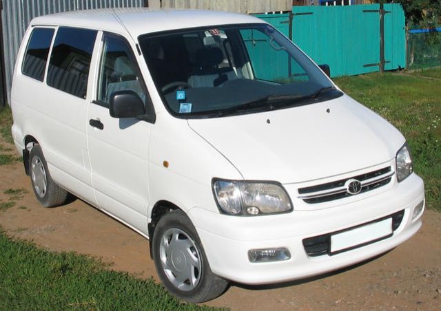 1999 Toyota Town Ace Noah