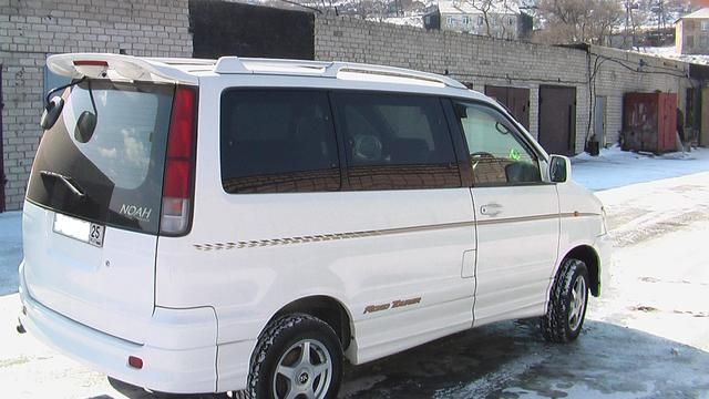 1999 Toyota Town Ace Noah