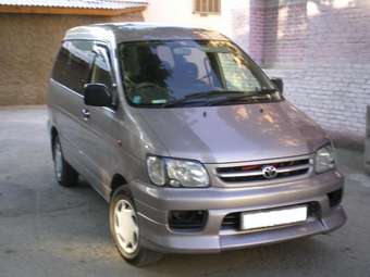 1999 Toyota Town Ace Noah