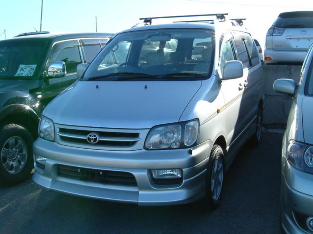 1999 Toyota Town Ace Noah