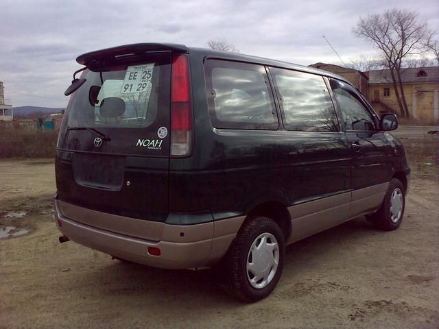 1999 Toyota Town Ace Noah