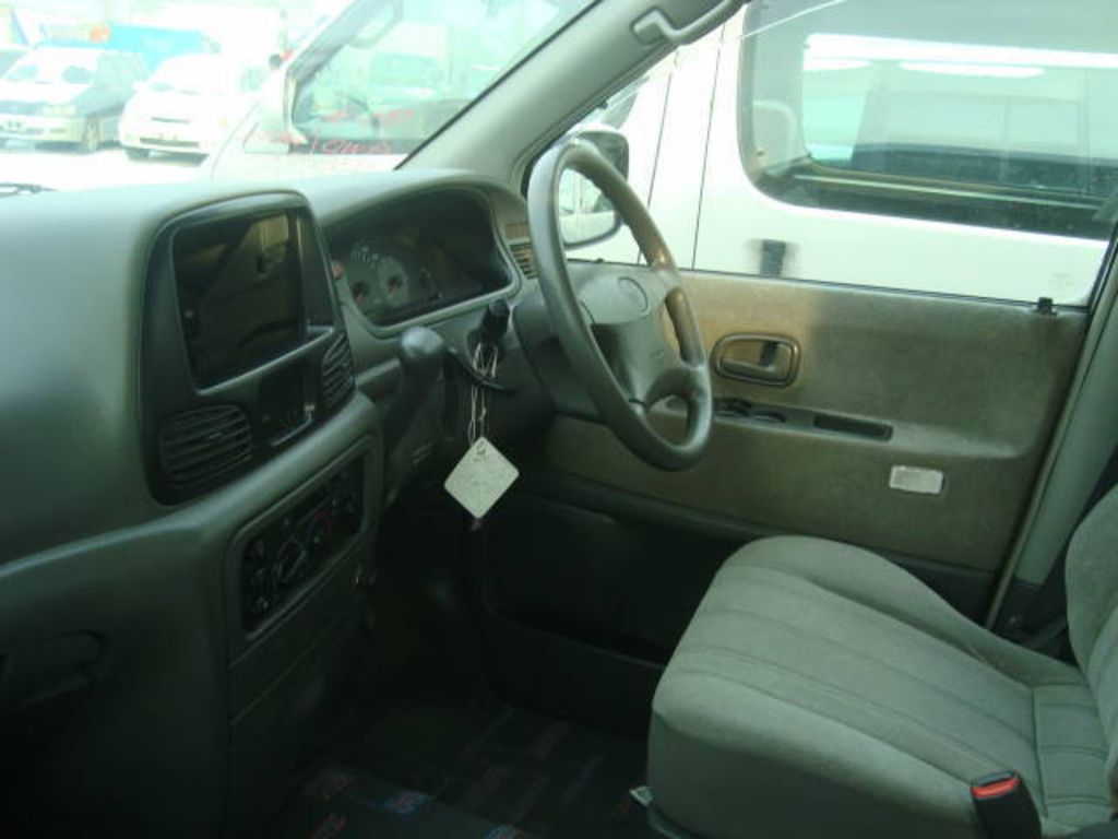 1999 Toyota Town Ace Noah