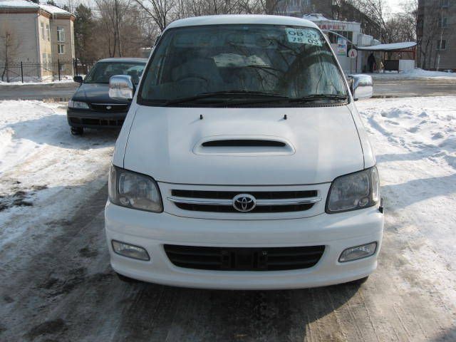 1999 Toyota Town Ace Noah