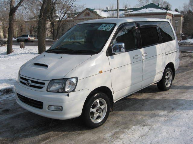 1999 Toyota Town Ace Noah