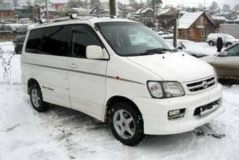 1999 Toyota Town Ace Noah