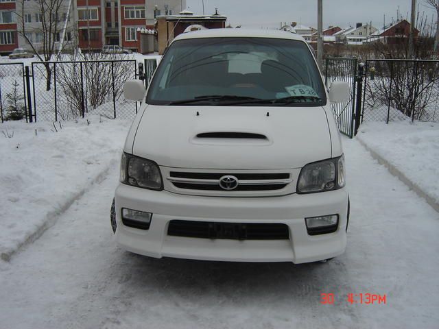 1999 Toyota Town Ace Noah