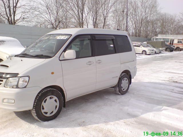 1999 Toyota Town Ace Noah