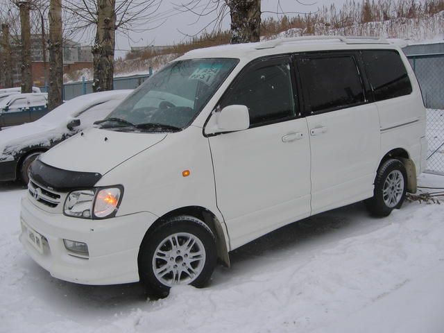 1999 Toyota Town Ace Noah