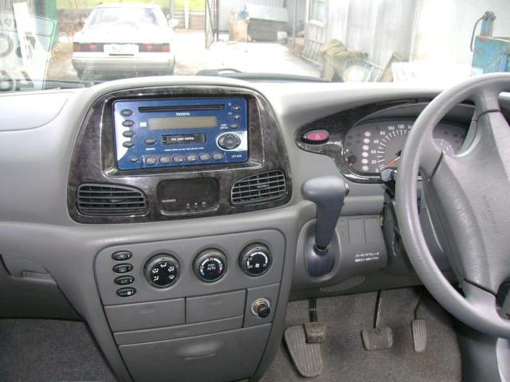1999 Toyota Town Ace Noah