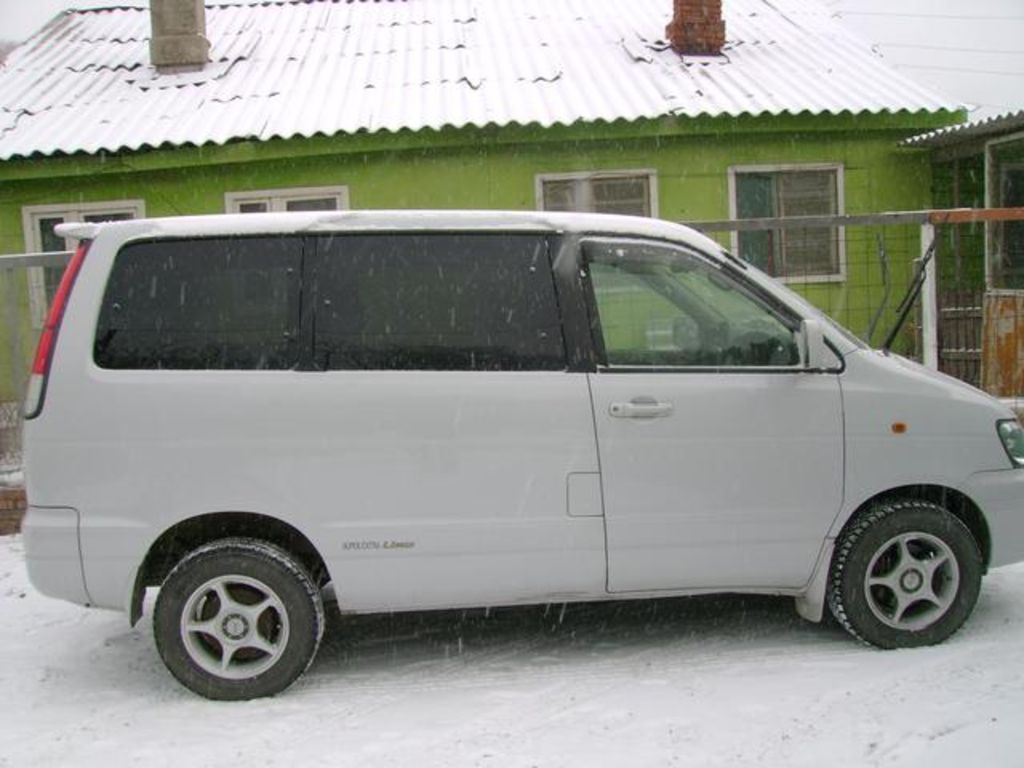 1999 Toyota Town Ace Noah