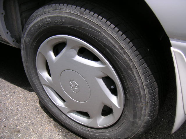 1999 Toyota Town Ace Noah Photos