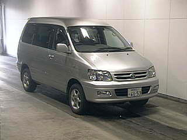 1999 Toyota Town Ace Noah Pictures