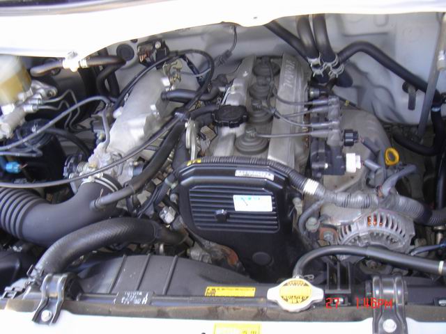 1999 Toyota Town Ace Noah Photos