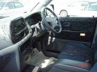 1999 Toyota Town Ace Noah Photos