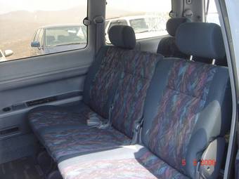 1999 Toyota Town Ace Noah Photos