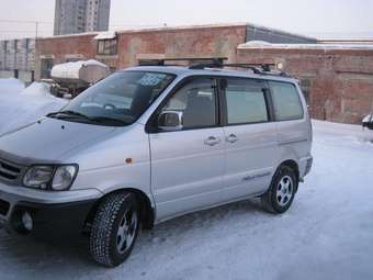 1999 Toyota Town Ace Noah Pictures