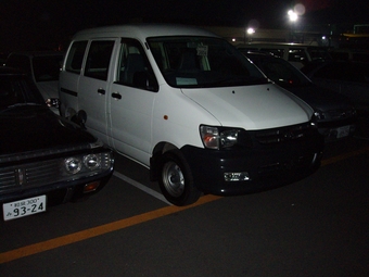 2000 Toyota Town Ace Noah