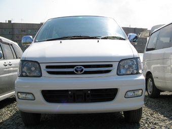 2000 Toyota Town Ace Noah