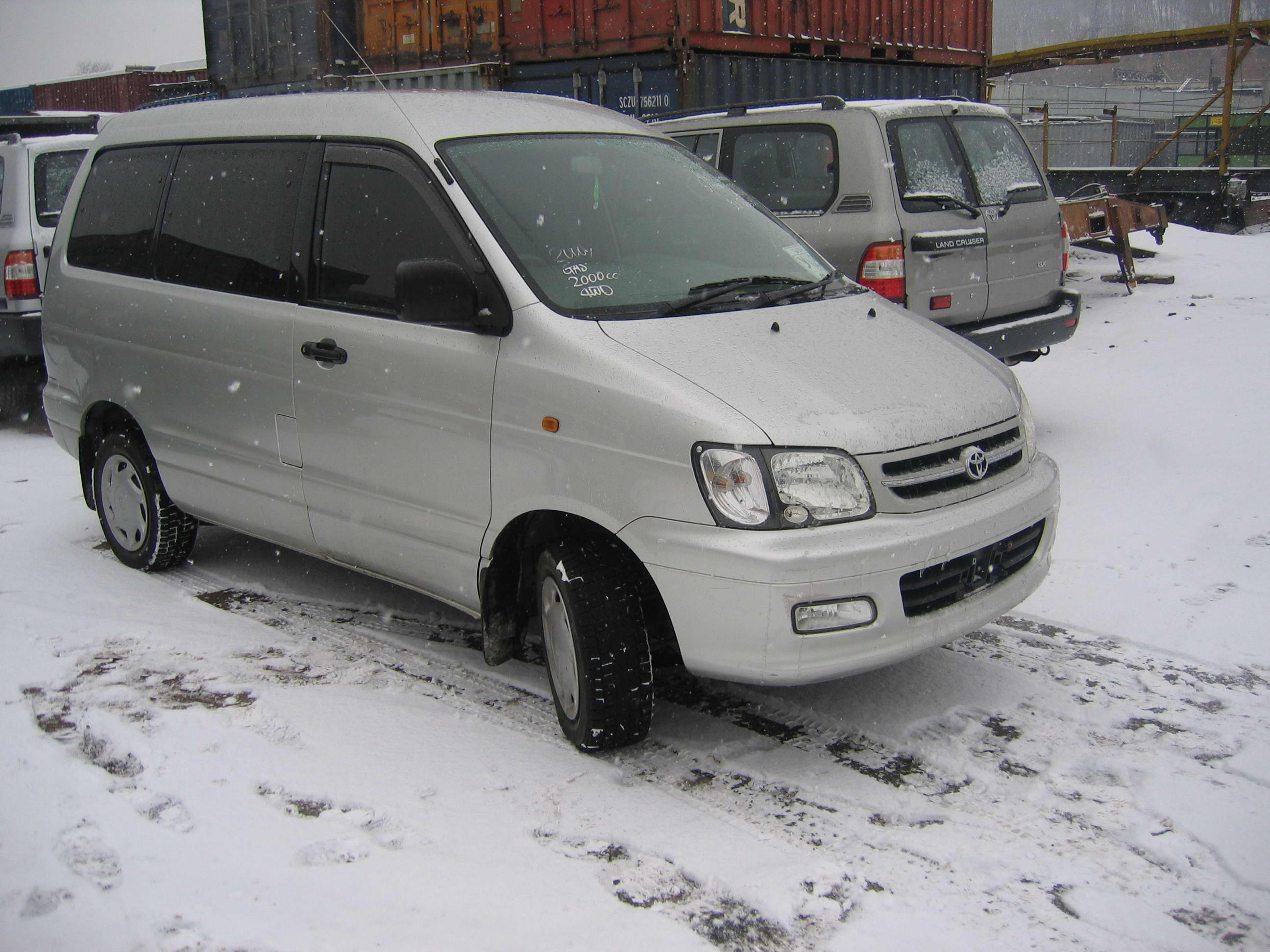 2000 Toyota Town Ace Noah