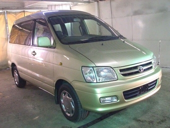 2000 Toyota Town Ace Noah