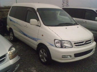 2000 Toyota Town Ace Noah