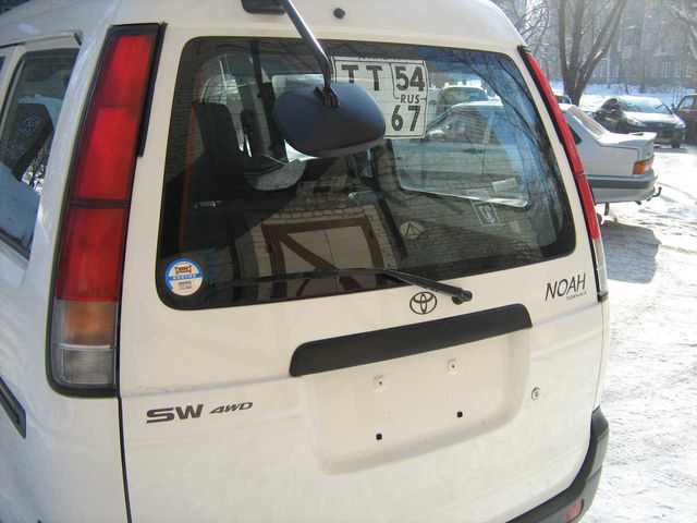 2000 Toyota Town Ace Noah