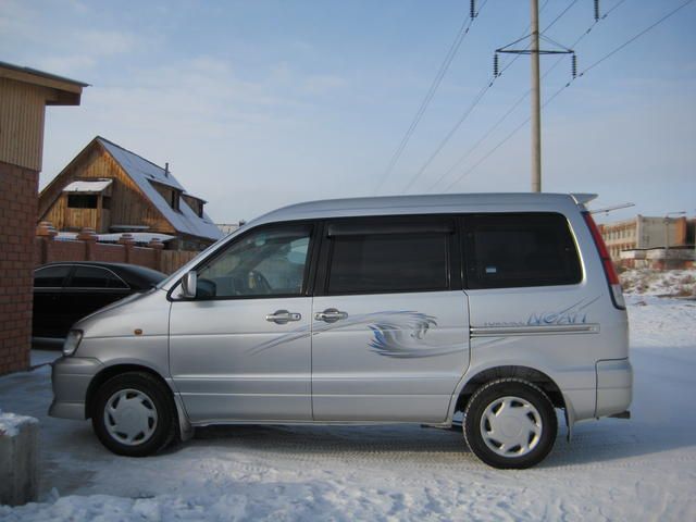 2000 Toyota Town Ace Noah