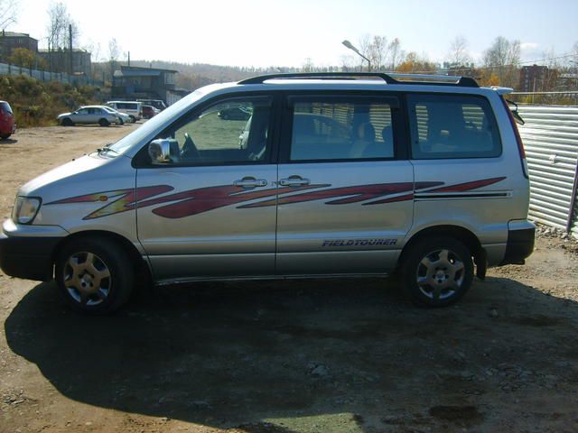 2000 Toyota Town Ace Noah