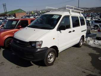 2000 Toyota Town Ace Noah