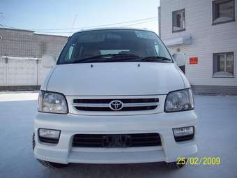 2000 Toyota Town Ace Noah