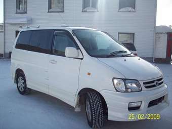 Toyota Town Ace Noah
