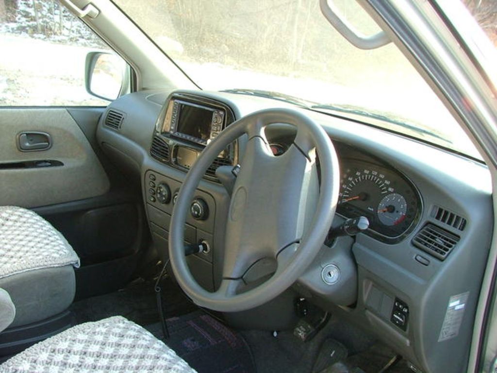 2000 Toyota Town Ace Noah