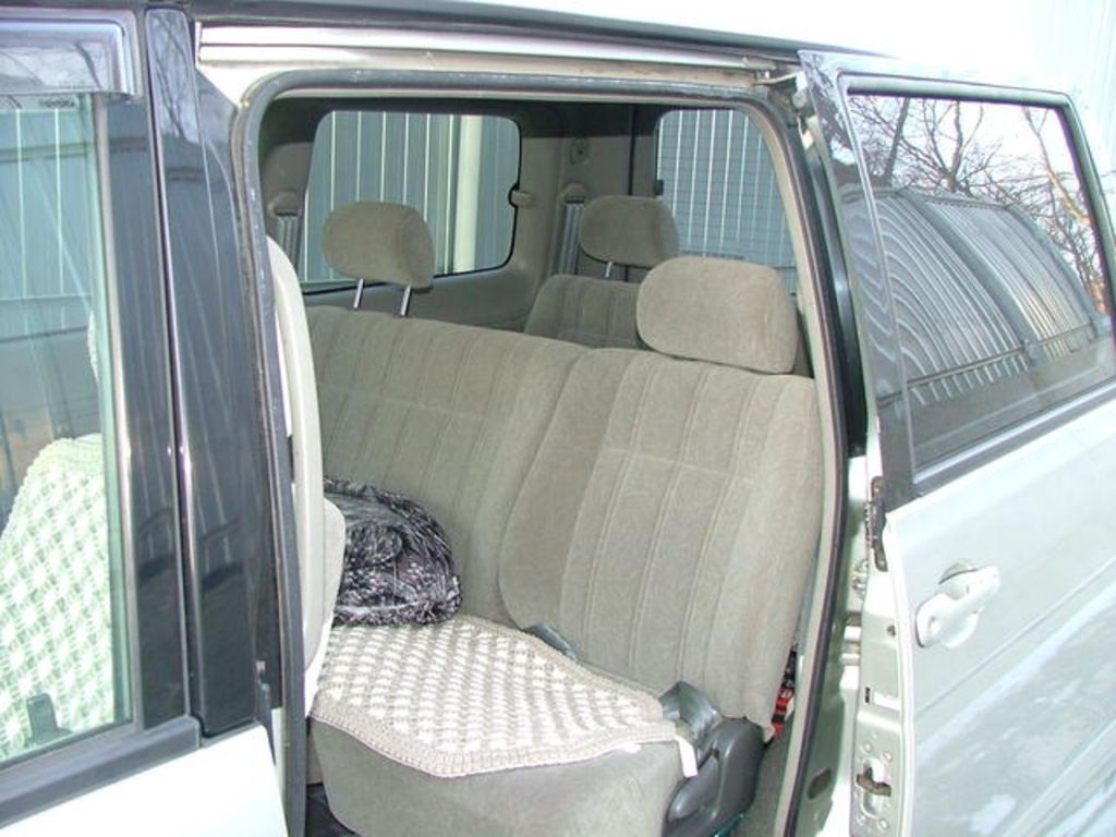 2000 Toyota Town Ace Noah