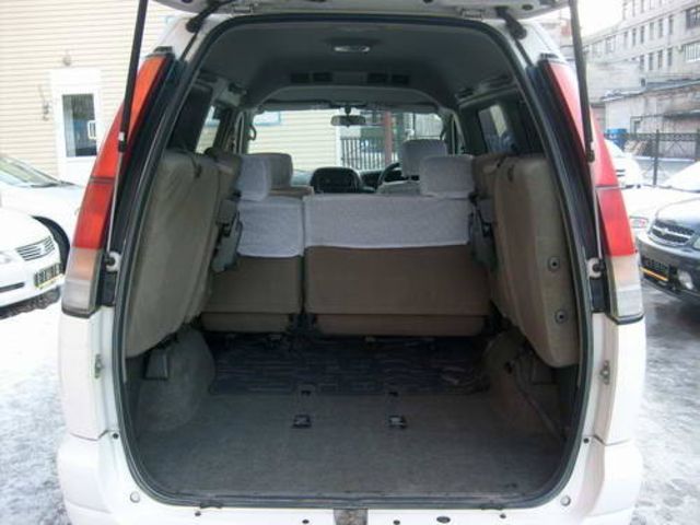 2000 Toyota Town Ace Noah