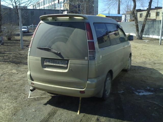 2000 Toyota Town Ace Noah