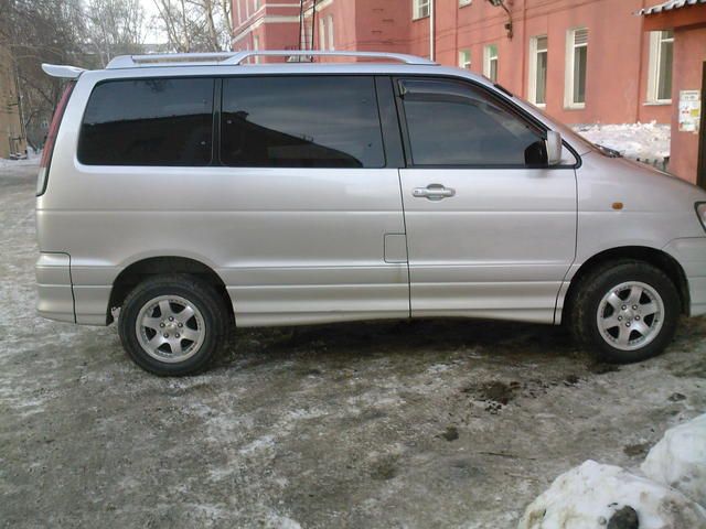 2000 Toyota Town Ace Noah